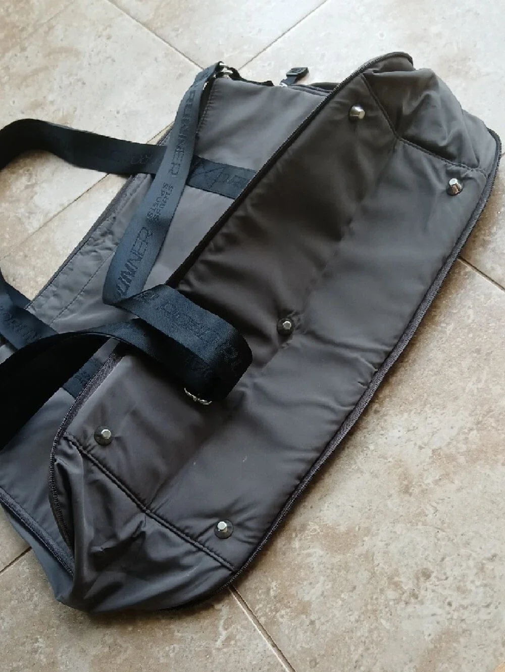 Men's Gray & Black Gym Bag with Dual Carry Straps